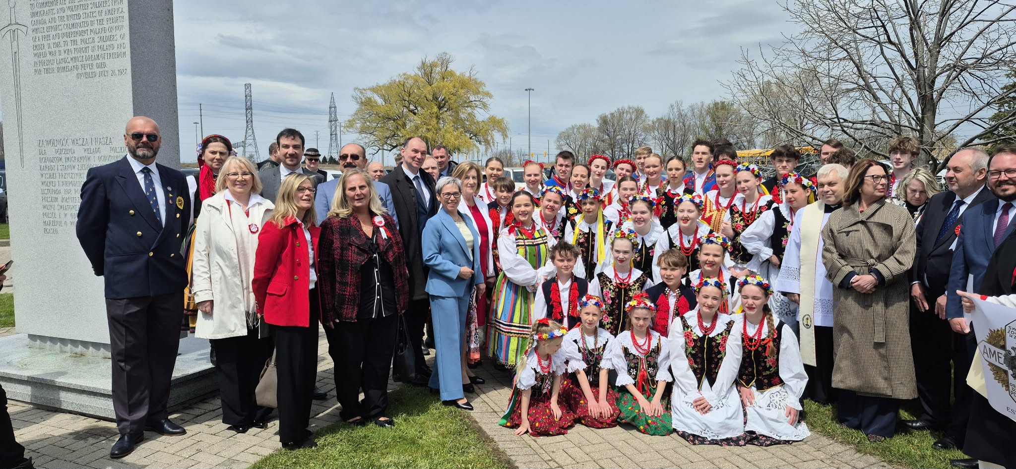 Święto Flagi Polskiej,  Dzień Polonii i Polaków za Granica i Święto Konstytucji 3 Maja .